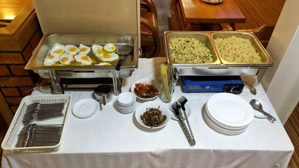 Yangon Urban Hotel Экстерьер фото
