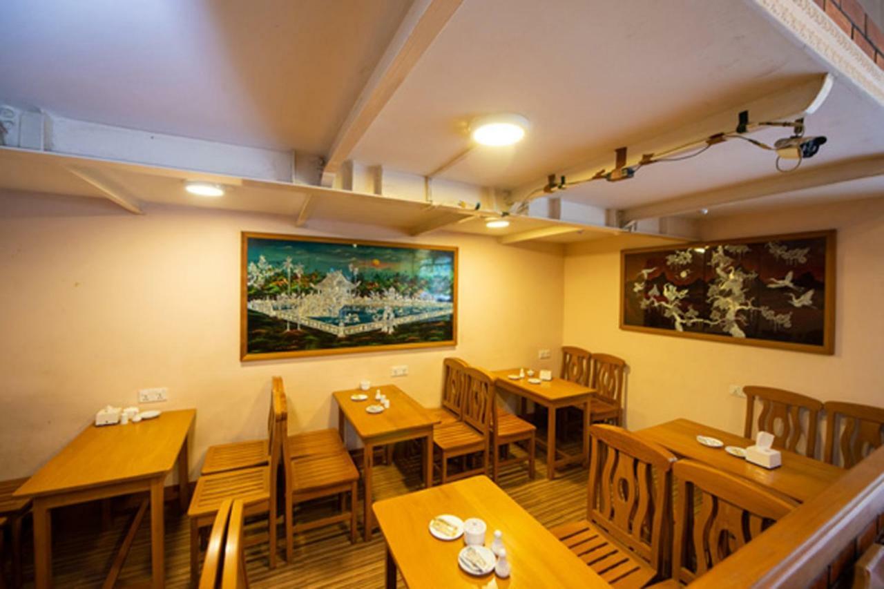 Yangon Urban Hotel Экстерьер фото